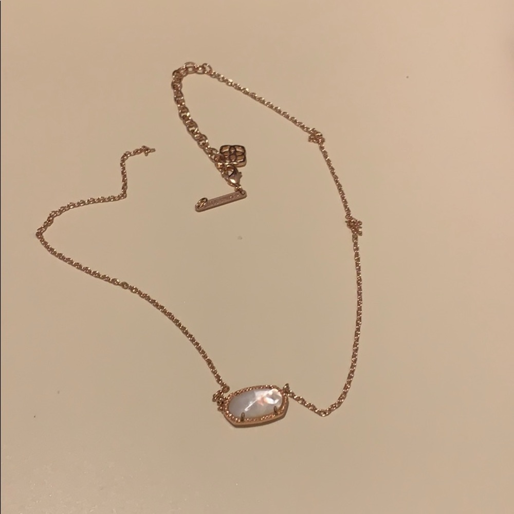 Broken! Kendra Scott necklace